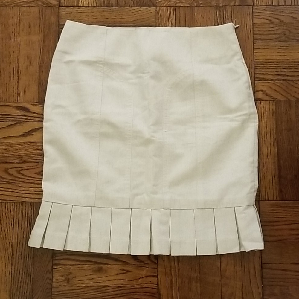 Sparkly ivory mini skirt size 0
